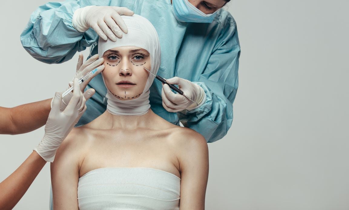 teenage surgery women 