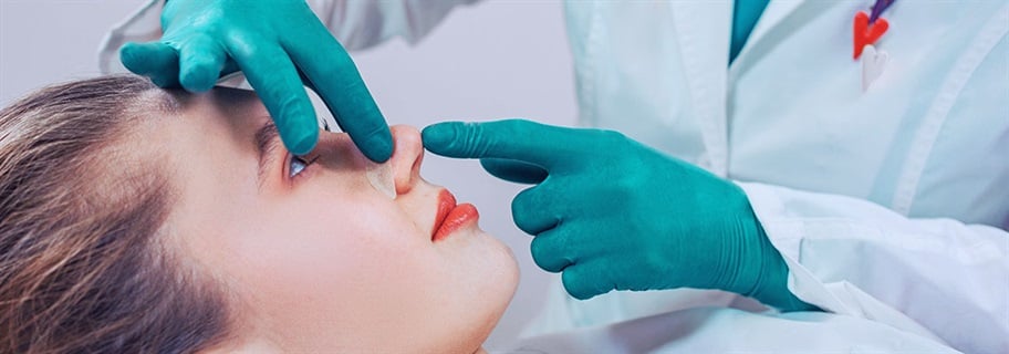 Rhinoplastie en Turquie : procédure, types, avantages, préparation, étapes et coût